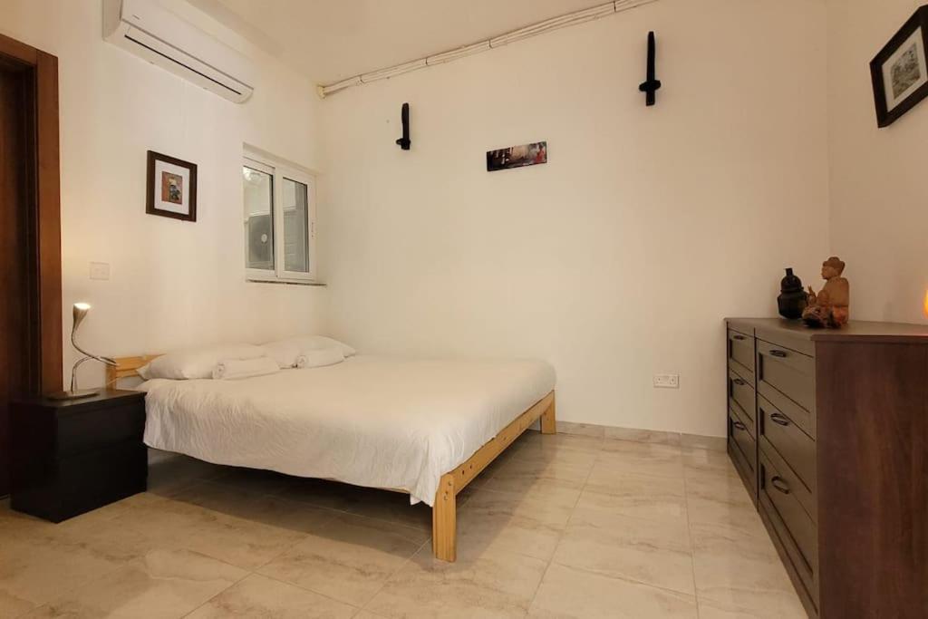 Luxury En-Suite Double. Beach-House With Sea Views Mellieha Exterior photo