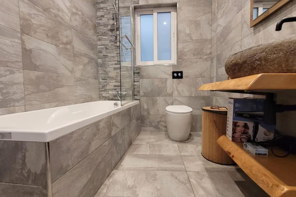 Luxury En-Suite Double. Beach-House With Sea Views Mellieha Exterior photo